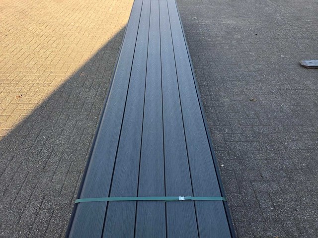 Composiet rabatplank antraciet 4000 x 1560 x 21 mm (75x) - afbeelding 2 van  3
