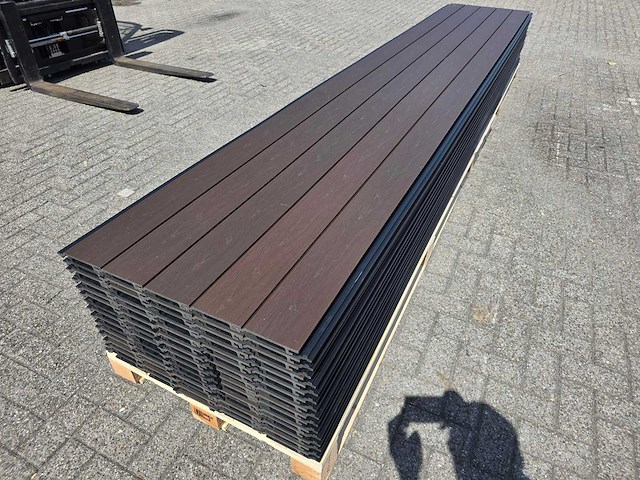 Composiet rabatplank ipe 4000 x 156 x 20.5 mm (50x) - afbeelding 1 van  7