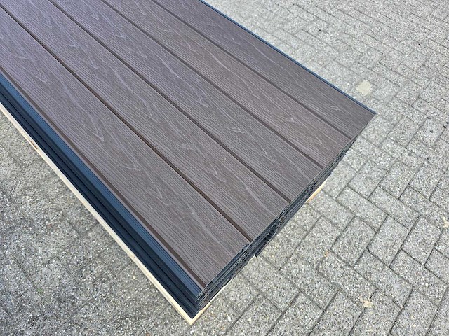 Composiet rabatplank ipe 4000 x 156 x 20.5 mm (75x) - afbeelding 6 van  10