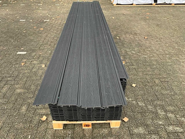 Composiet rabatplank zwart 4000 x 156 x 21 mm (75x) - afbeelding 3 van  6