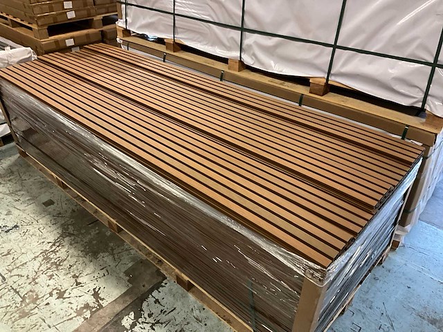 Composiet rhombus gevelbekleding (135x) - afbeelding 1 van  8