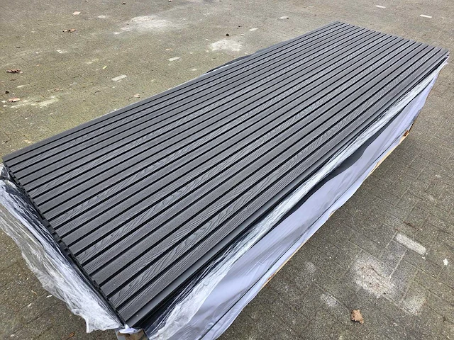 Composiet rhombus gevelbekleding (50x) - afbeelding 1 van  13