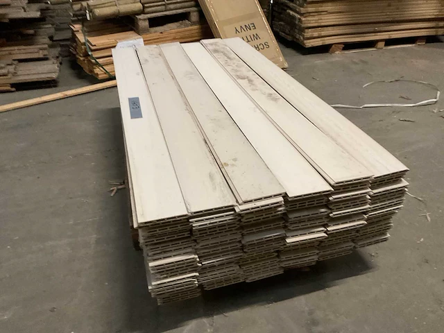 Composiet schuttingplank mes- en groef beige - 180x14x1,6 cm (120x) - afbeelding 4 van  4