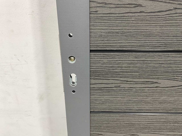 Composiet tuindeur in kozijn - houtlook antraciet - 270x108 cm - afbeelding 13 van  15