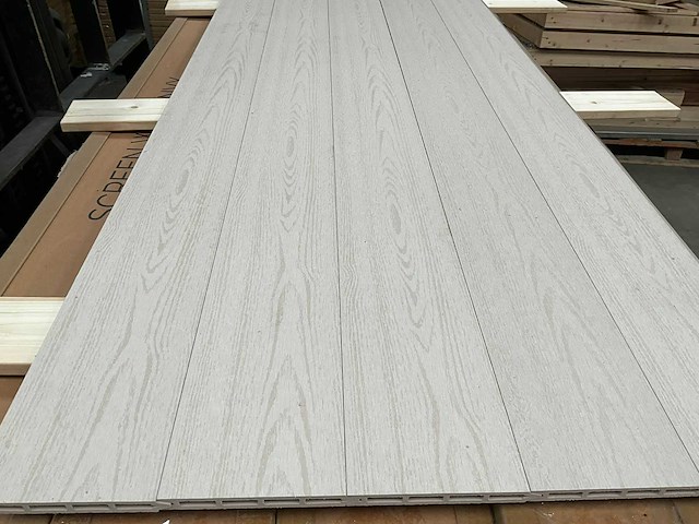 Composiet tuinplank mes- en groef houtlook - 180x14x1,6 cm (50x) - afbeelding 3 van  3
