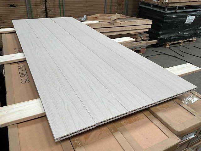 Composiet tuinplank mes- en groef houtlook - 180x14x1,6 cm (50x) - afbeelding 2 van  3