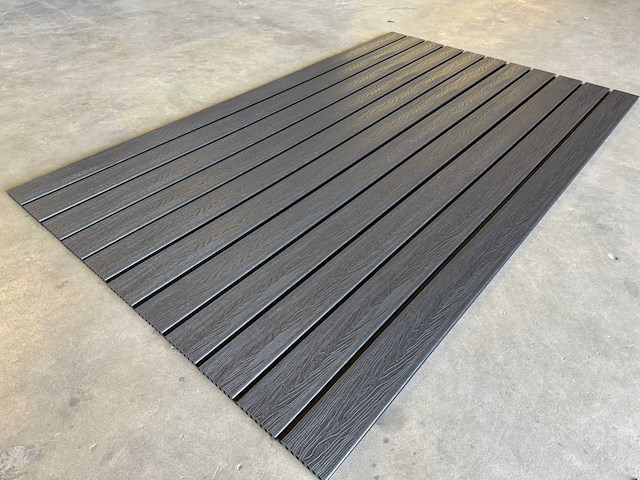 Composiet vloer plank zwart (50x) - afbeelding 1 van  11