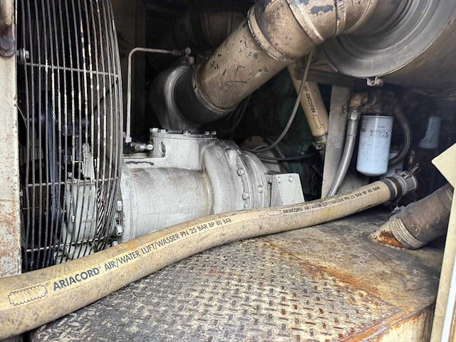 Compressor - oplegger - afbeelding 5 van  14