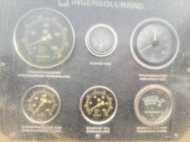 Compressor - oplegger - afbeelding 10 van  14