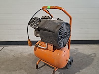 Compressor 400/20l 230v~ fiac, fv 304-20, bouwjaar 2017 - afbeelding 1 van  7