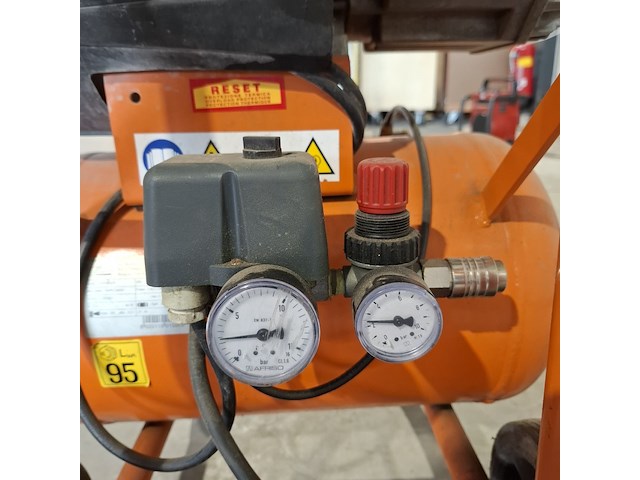 Compressor 400/20l 230v~ fiac, fv 304-20, bouwjaar 2017 - afbeelding 5 van  7