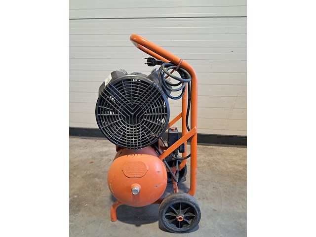 Compressor 400/20l 230v~ fiac, fv 304-20, bouwjaar 2018 - afbeelding 3 van  18