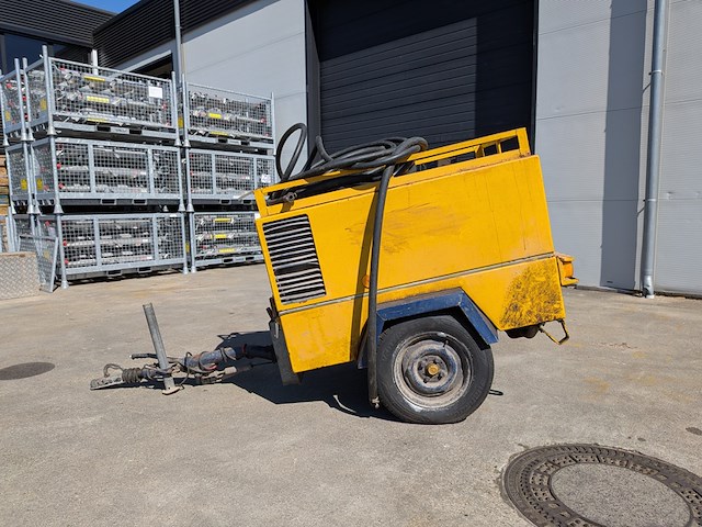 Compressor aanhangwagen, sullair - afbeelding 12 van  20