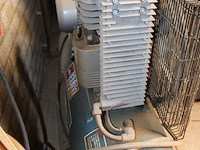 Compressor airpress k100-450. bouwjaar 1992. - afbeelding 3 van  3