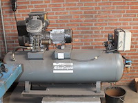 Compressor atlas copco. draaiuren 1751 uur. bouwjaar 2003. - afbeelding 2 van  3