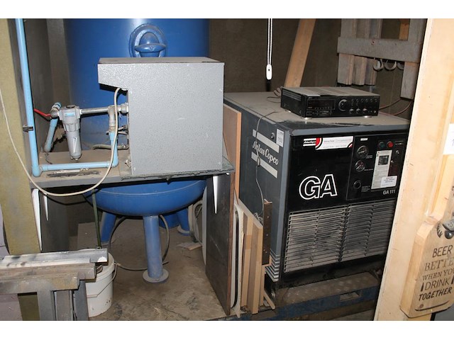 Compressor atlas copco ga111-122 met buffervat 900 ltr en luchtdroger eminent. 7468 draaiuren. bouwjaar ve... - afbeelding 7 van  7