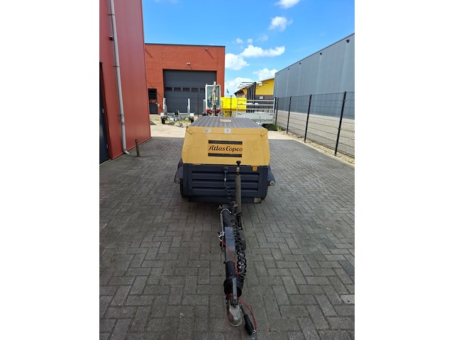 Compressor atlas copco, xahs 57, bouwjaar 2009 - afbeelding 6 van  13