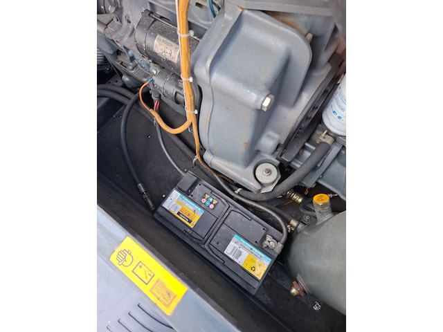 Compressor atlas copco, xahs 57, bouwjaar 2009 - afbeelding 13 van  13