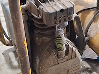 Compressor bostitch, bouwjaar 2007 - afbeelding 5 van  7