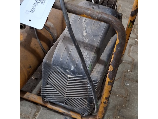 Compressor bostitch, bouwjaar 2007 - afbeelding 6 van  7