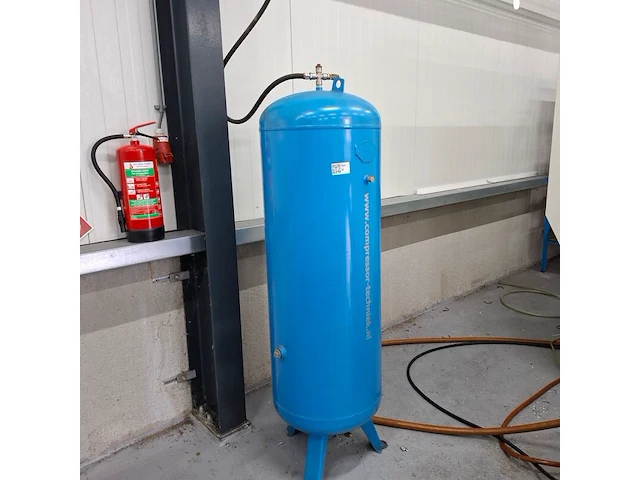 Compressor buffervat bouwjaar 2009 - afbeelding 2 van  5