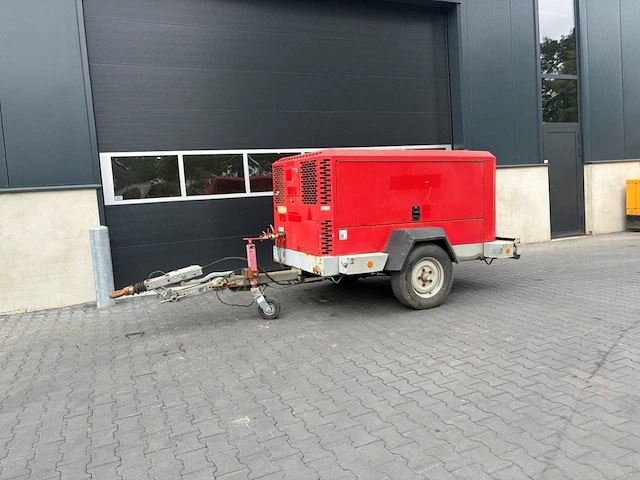 Compressor doosan 7125-10110 diesel 97kw 2014 - afbeelding 1 van  1