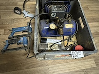 Compressor en 2x tacker hilti, jun-air - afbeelding 1 van  2