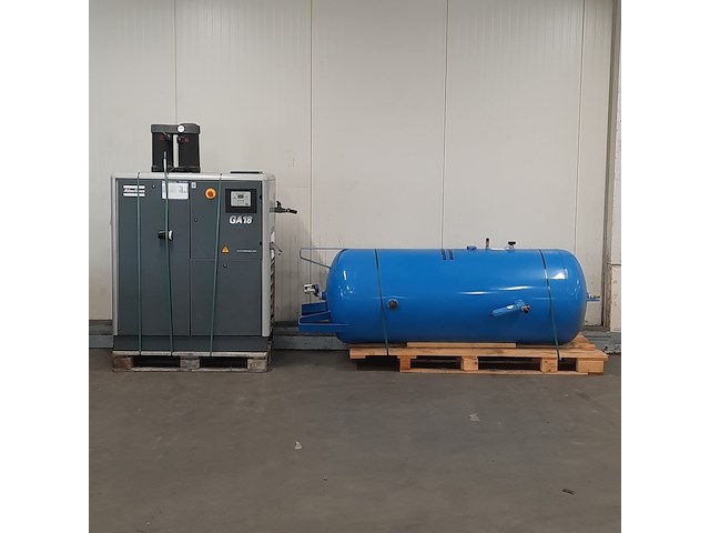 Compressor en buffervat, o.a atlas copco, o.a ga 18 - afbeelding 1 van  18