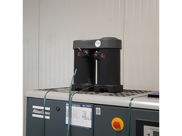 Compressor en buffervat, o.a atlas copco, o.a ga 18 - afbeelding 14 van  18