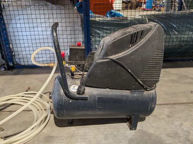 Compressor ferm, fco-1524n, bouwjaar 2008 - afbeelding 2 van  7