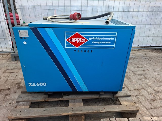 Compressor met buffertank, airpress, xa600, 1992 - afbeelding 1 van  10