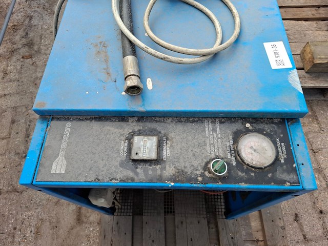 Compressor met buffertank, airpress, xa600, 1992 - afbeelding 6 van  10