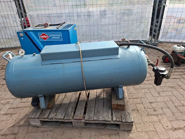 Compressor met buffertank, airpress, xa600, 1992 - afbeelding 9 van  10
