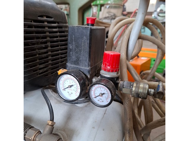 Compressor metabo, classic air 255, bouwjaar 2011 - afbeelding 5 van  6