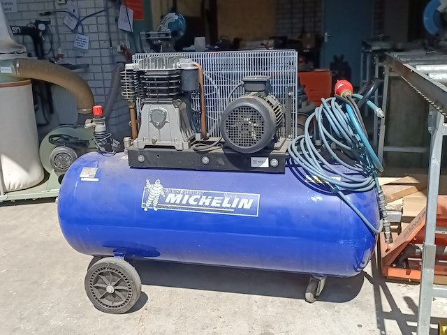 Compressor, michelin, 270 liter, 5.5hp, 2011 - afbeelding 5 van  8