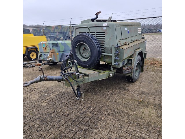 Compressor mobiel, atlas-copco, xas80 dd, 1983 - afbeelding 1 van  66