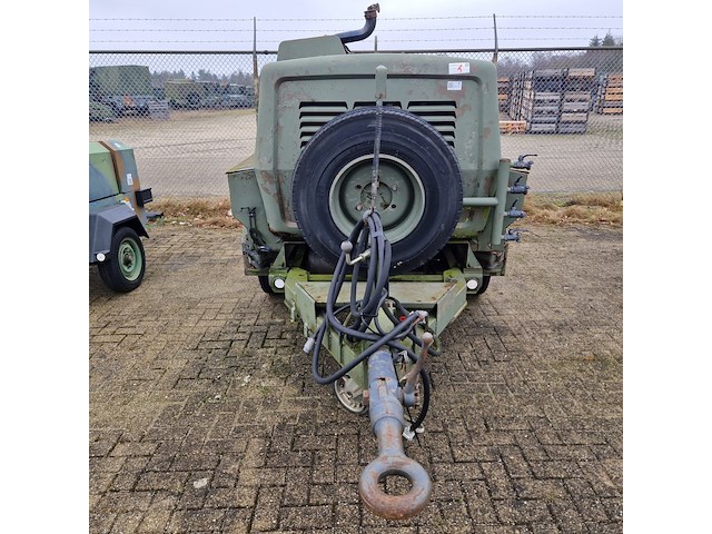 Compressor mobiel, atlas-copco, xas80 dd, 1983 - afbeelding 12 van  66