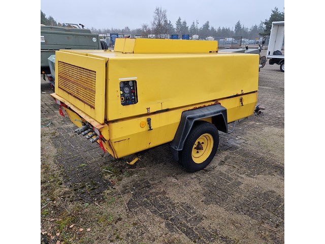 Compressor mobiel, atlas-copco - afbeelding 17 van  22