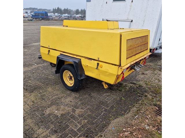 Compressor mobiel, atlas-copco - afbeelding 18 van  22