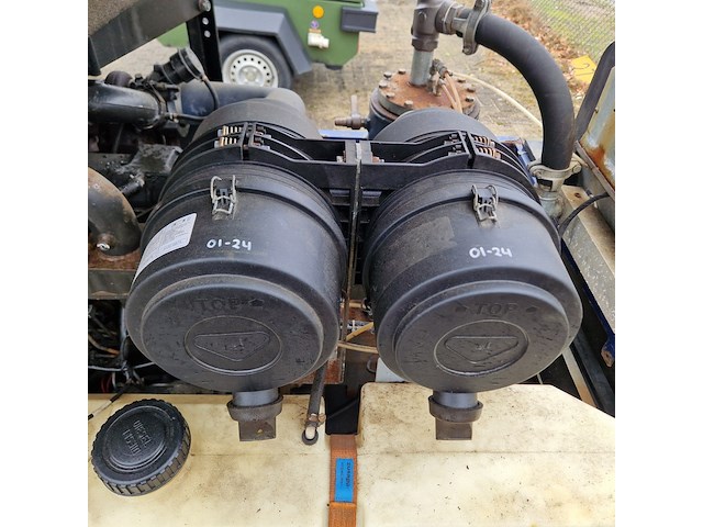 Compressor mobiel, compair / gardner denver, c76 / dlt0704, 2012 - afbeelding 32 van  46