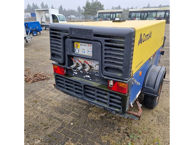 Compressor mobiel, compair / gardner denver, c76 / dlt0704, 2012 - afbeelding 42 van  46