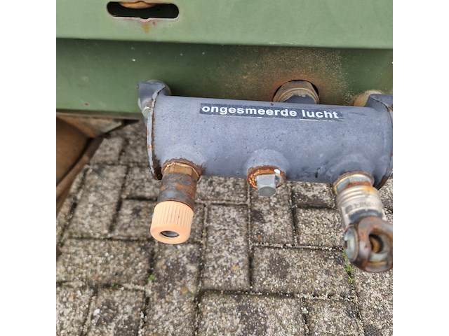 Compressor mobiel, ingersoll-rand, typer1075f726, 2003 - afbeelding 3 van  39