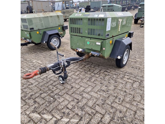 Compressor mobiel, ingersoll-rand, typer1075f726, 2003 - afbeelding 1 van  39