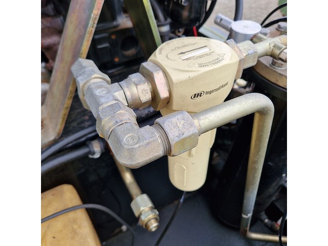 Compressor mobiel, ingersoll-rand, typer1075f726, 2003 - afbeelding 24 van  51