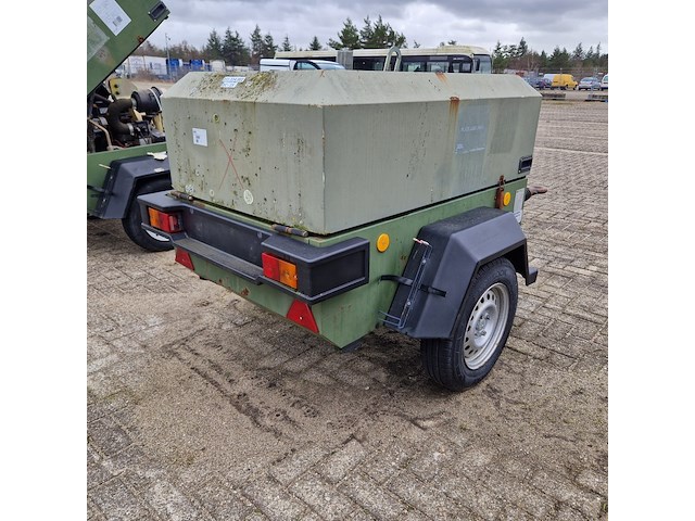Compressor mobiel, ingersoll-rand, typer1075f726, 2003 - afbeelding 23 van  51