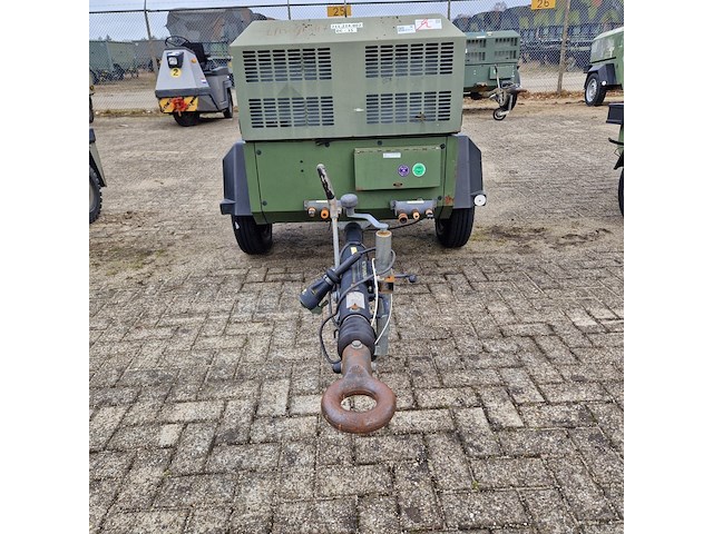 Compressor mobiel, ingersoll-rand, typer1075f726, 2003 - afbeelding 42 van  51