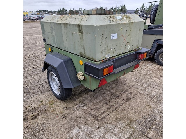 Compressor mobiel, ingersoll-rand, typer1075f726, 2003 - afbeelding 34 van  51