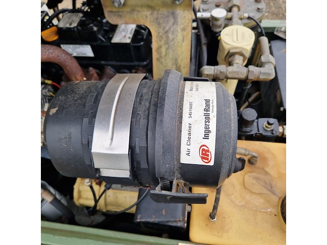 Compressor mobiel, ingersoll-rand, typer1075f726, 2003 - afbeelding 14 van  31