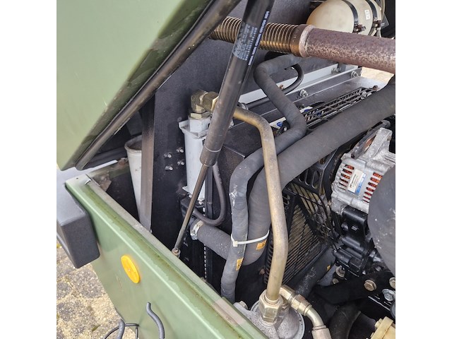 Compressor mobiel, ingersoll-rand, typer1075f726, 2003 - afbeelding 15 van  48