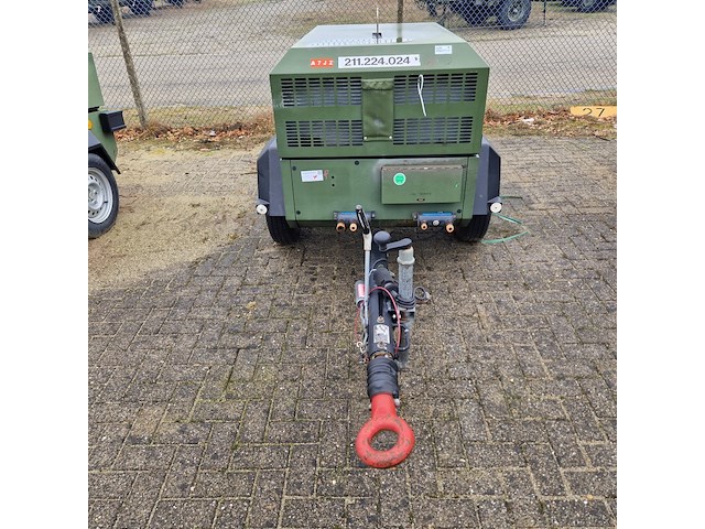 Compressor mobiel, ingersoll-rand, typer1075f726, 2003 - afbeelding 12 van  48